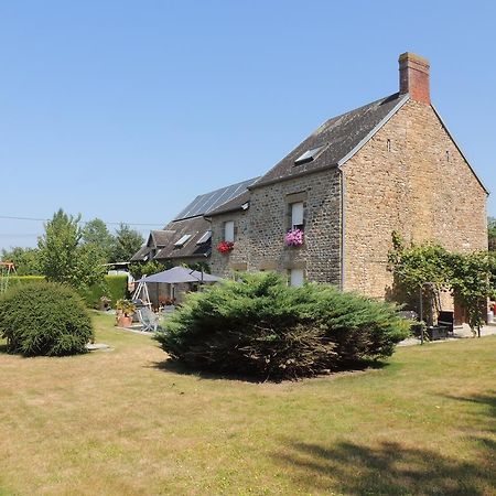 Au Coeur De La Baie Apartamento Le Val-Saint-Père Exterior foto