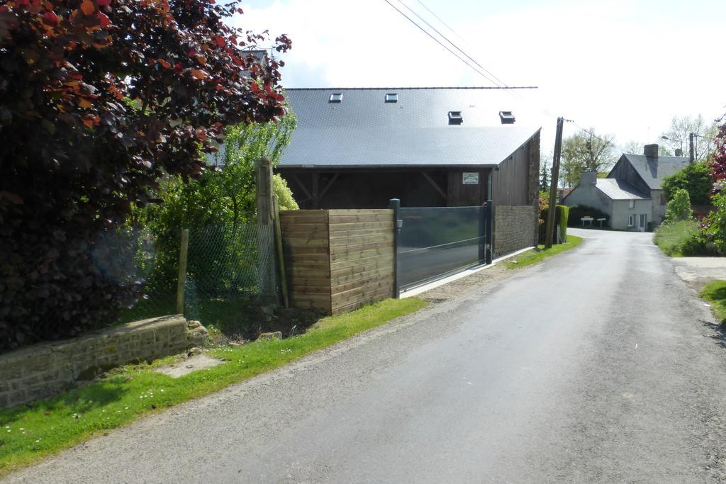 Au Coeur De La Baie Apartamento Le Val-Saint-Père Exterior foto